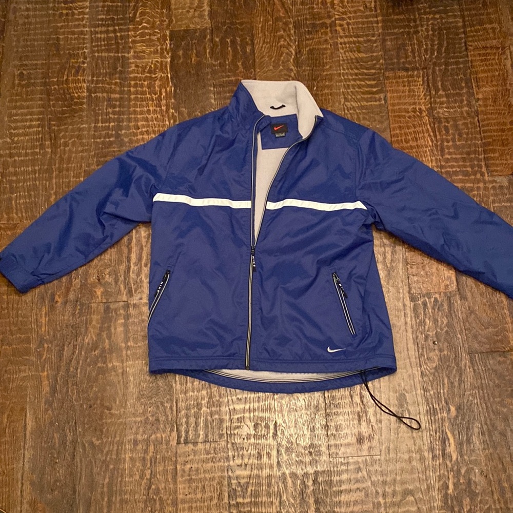 Retro Nike Windbreaker